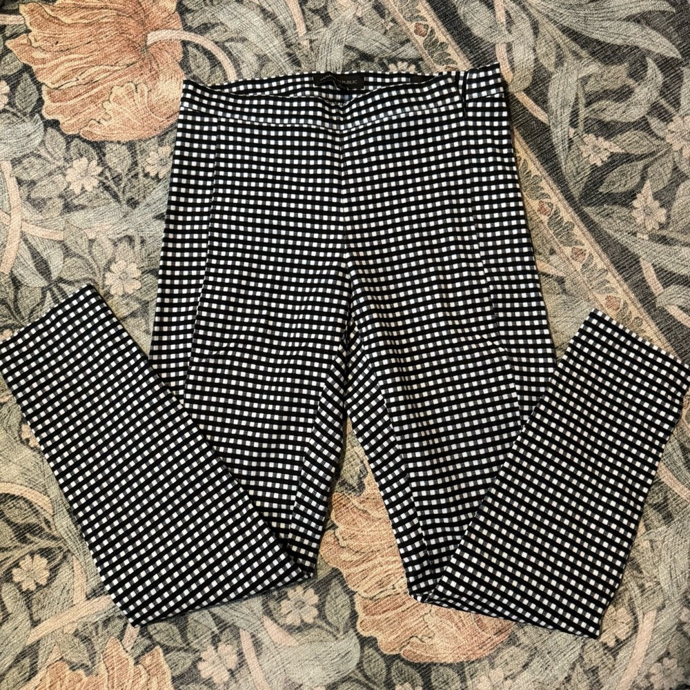 Devon Banana Republic Navy Blue Plaid Slim Pants Size 2